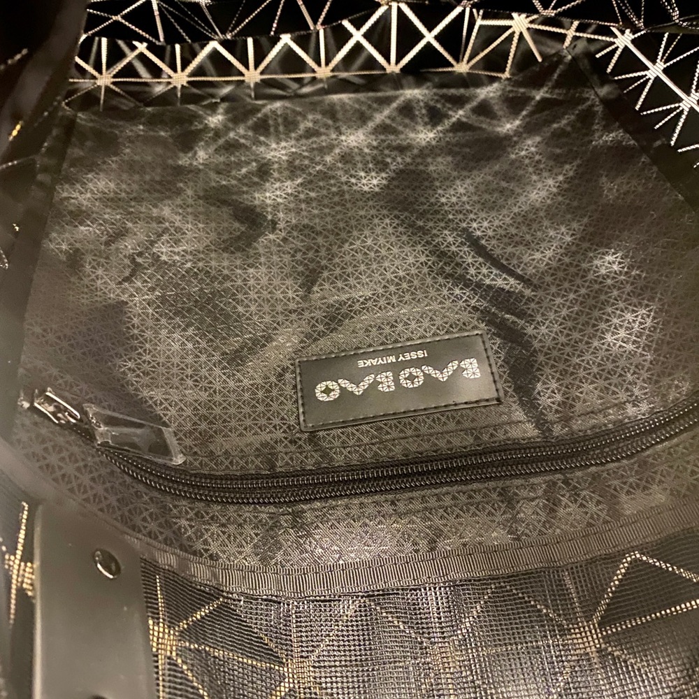 SOLD - Bao Bao Issey Miyake Prism Metallic Tote Bag - Purple/Pink NWT - Picture 5 of 11